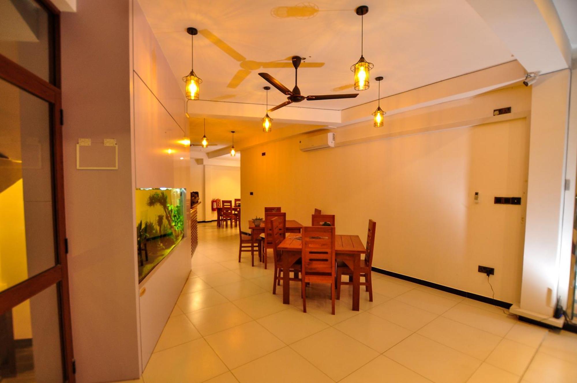 Sachinro Hotel Mirissa Exteriér fotografie